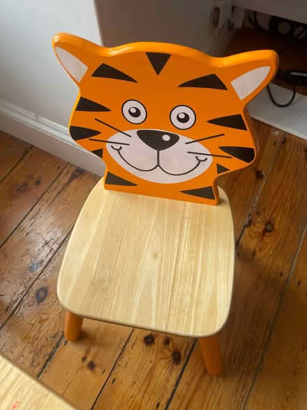 Photo of free Kids table and chairs (Chesham HP5) #4