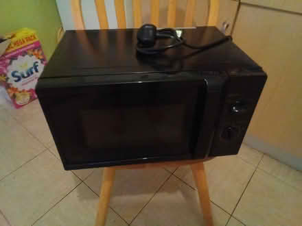 Photo of free Microwave Oven (Havant PO9) #3