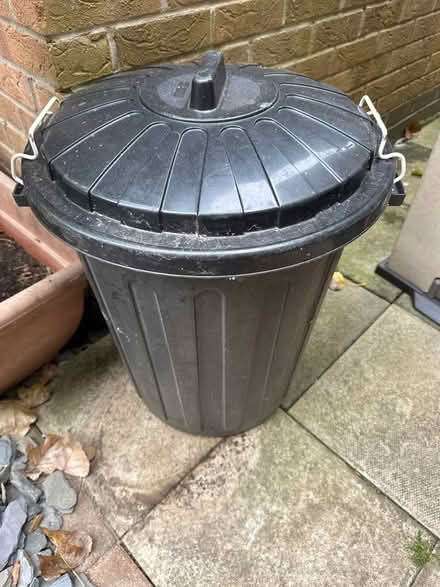Photo of Bin (Lobley Hill) #1