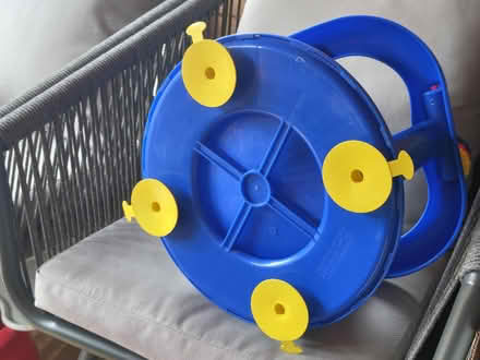 Photo of free Suction bath seat (RG31 Tilehurst) #2