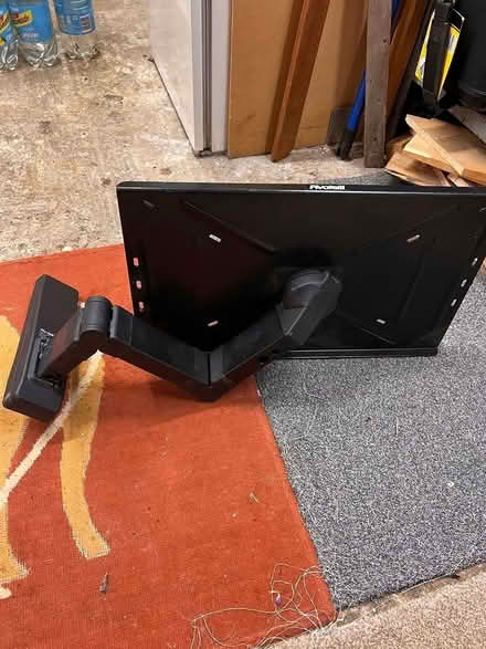 Photo of free Wall bracket for TV (Harlow CM18) #3