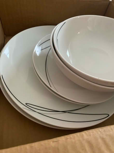 Photo of free Bowls plates & table mats (Edinburgh) #4
