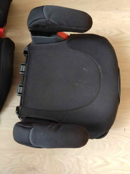 Photo of free Graco baby chair (Cumrew CA8) #3