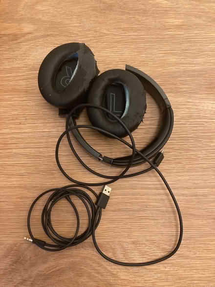 Photo of free Soundcore noise cancelling headphones (Finsbury Park N4) #2