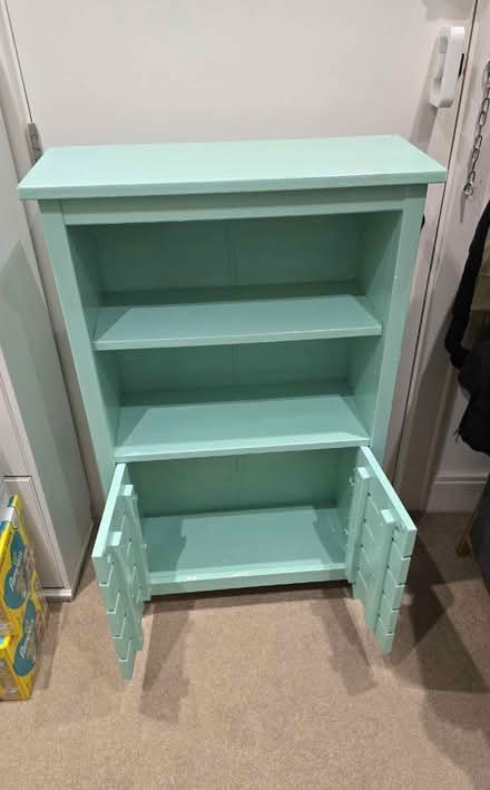 Photo of free Shabby Chic Bookshelf/Cabinet (Worcester Park KT4) #2
