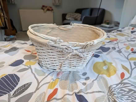 Photo of free Small decorative basket (HR9) #1