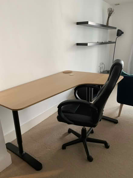 Photo of free ikea corner desk (+ chair) (2 min from Borough station SE1) #3