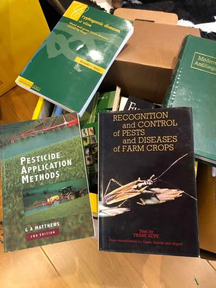 Photo of free Agricultural science text books (OX14 Drayton) #2