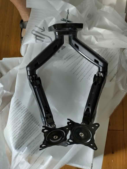 Photo of free Huanuo dual monitor bracket (TW9) #1