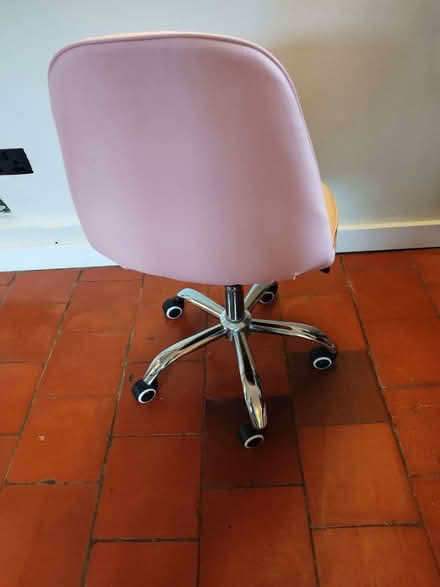 Photo of free Pink desk chair (Hurst Golf Course RG41) #2