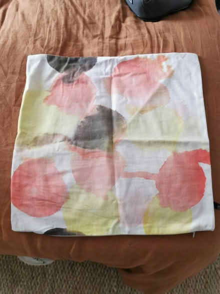 Photo of free Cushion cover (South Bermondsey SE15) #1