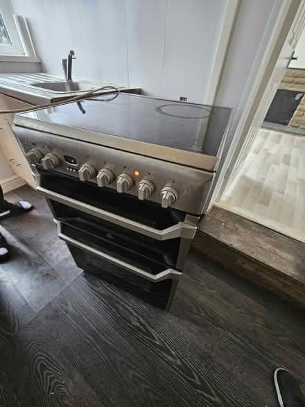 Photo of free Indesit Double Oven & Hob (Altofts WF6) #1