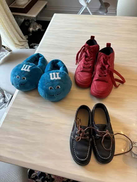 Photo of free Kids shoes and jumper (KT19 8fu) #1