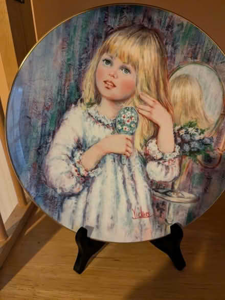Photo of free Collectible Wedgewood plate (east side near Ellison Park) #1