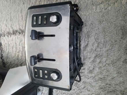 Photo of free Toaster (Stoke Newington N16) #2
