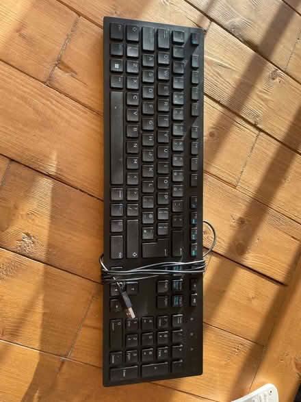 Photo of free Dell Keyboard (BH2 6LT) #2