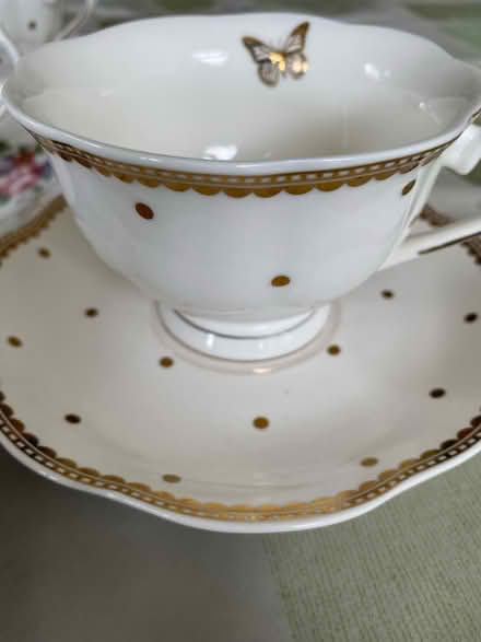 Photo of free Fine China small tea cups (Norbury) #4