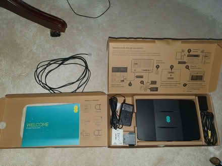 Photo of free EE Router Smart Hub Gadget (Bathpool PL15) #1