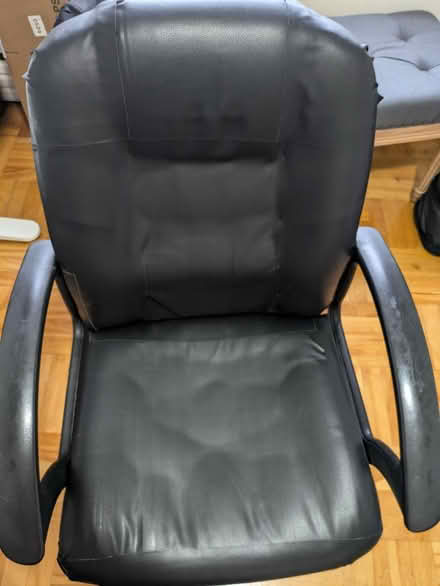 Photo of free Used office chair (Victoria park & Eglinton) #2