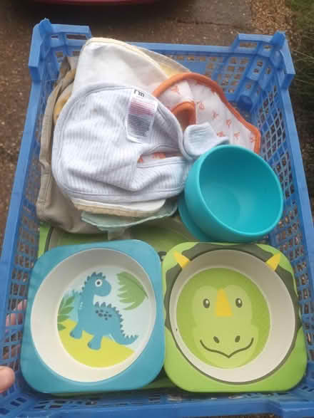 Photo of free baby food bowls and bibs (warwick CV34) #1