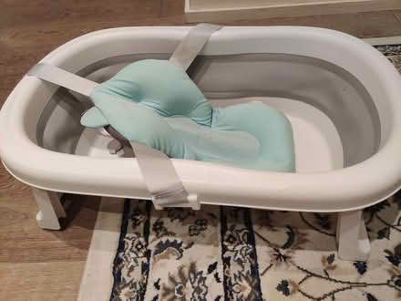 Photo of free Baby tub that foldes (SE3) #1