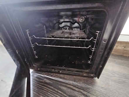 Photo of free Indesit Double Oven & Hob (Altofts WF6) #4