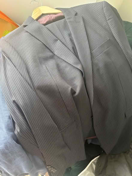 Photo of free Men’s suits xl and xxl (KT19 8fu) #2