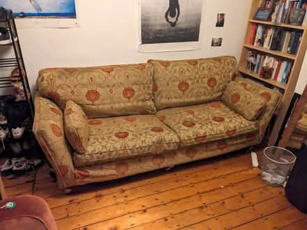 Photo of free Sofa / couch (Turnpike Lane N15) #1