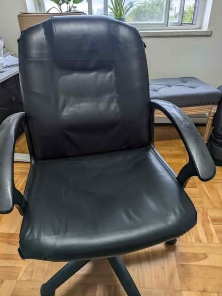 Photo of free Used office chair (Victoria park & Eglinton) #1