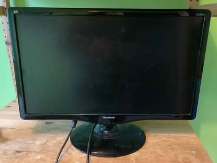 Photo of free Viewsonic VA2431w monitor (Walton Cardiff GL20) #1