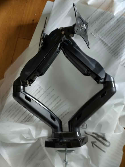 Photo of free Huanuo dual monitor bracket (TW9) #2