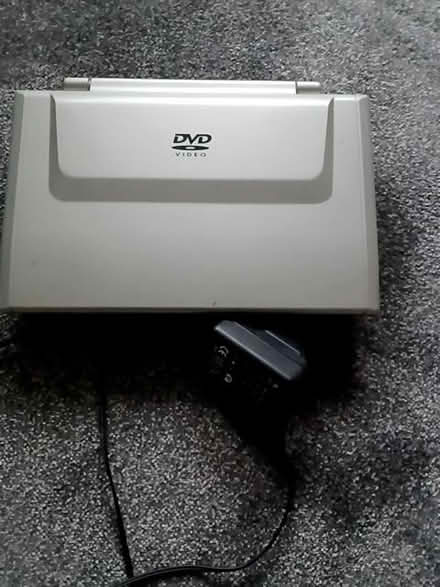 Photo of free DVD player (Longden SY5) #1