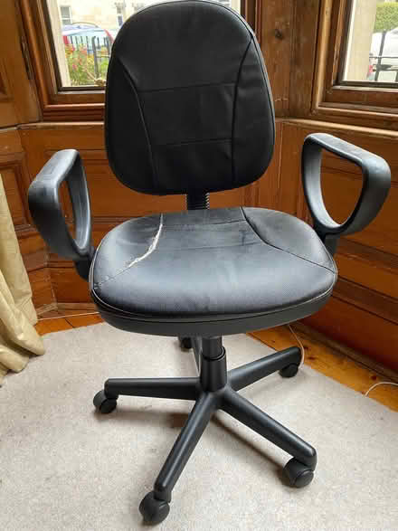 Photo of free Desk chair (Holy Corner EH10) #1