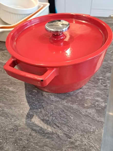 Photo of free Casserole dish with lid (Stirling FK7) #1