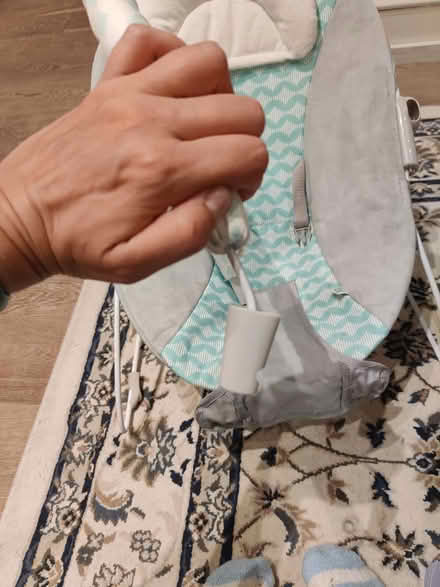 Photo of free Baby bouncer - vibrates (SE3) #2