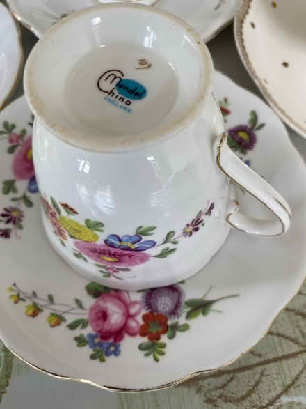 Photo of free Fine China small tea cups (Norbury) #2