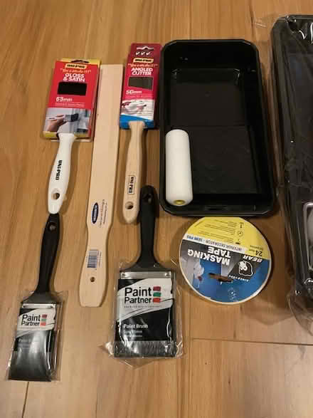 Photo of free Painting supplies (Bundoora) #3
