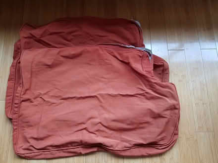 Photo of free Loose covers for 2-seater sofa with 2 seat cushions (Sprowston NR6) #3