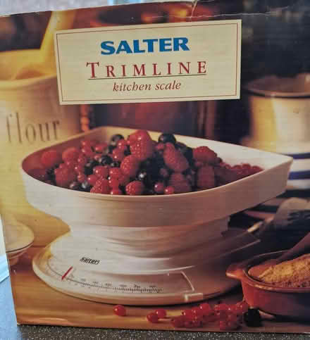 Photo of free Salter Trimline weighing scale (M33 4ET) #1