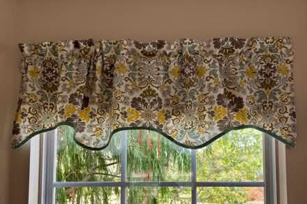 Photo of free Five Window Valances (Jackson, NJ) #1