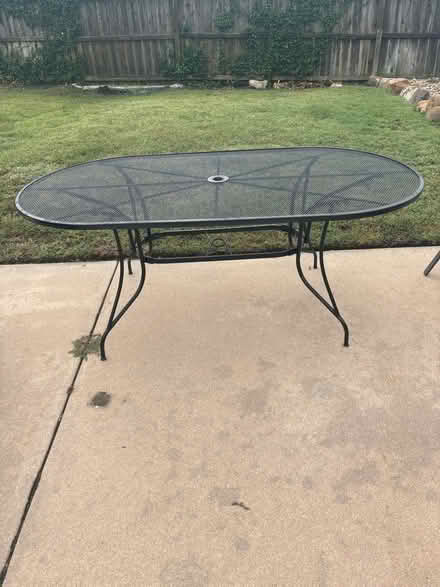 Photo of free Patio table (East side of wichita) #1