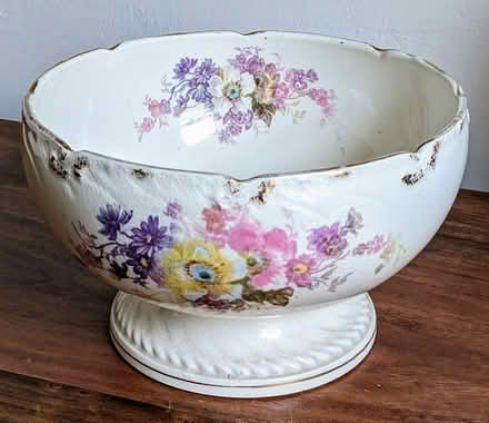 Photo of free Antique Bonn fruit bowl (Petersfield Ward CB1) #1