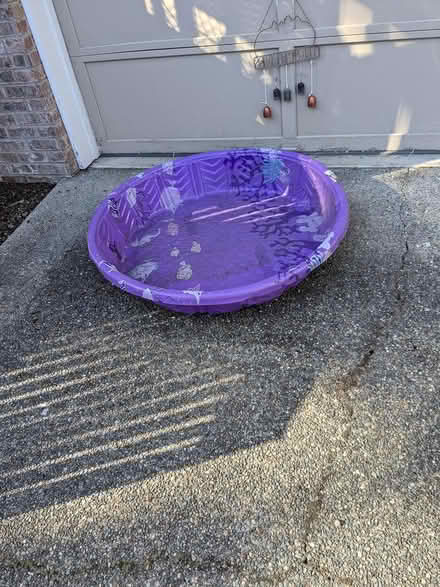 Photo of free 4' diameter wading pool (Renton Highlands) #1