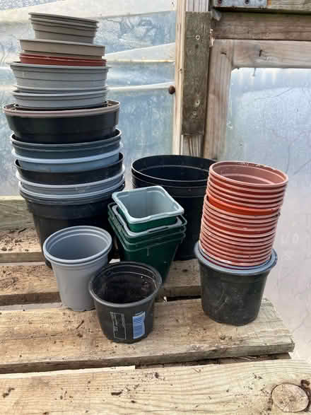 Photo of free Plant pots (Cleghorn ML11) #1