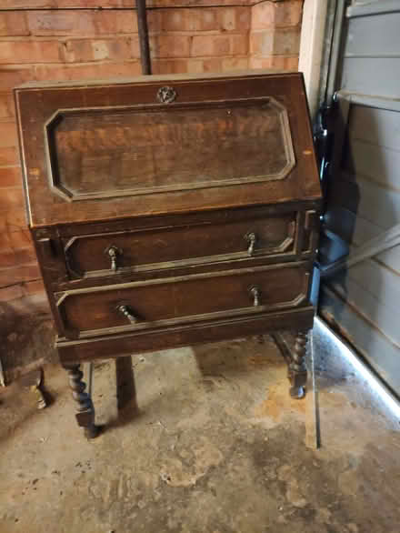 Photo of free Traditional writing desk (Dorridge B93) #1