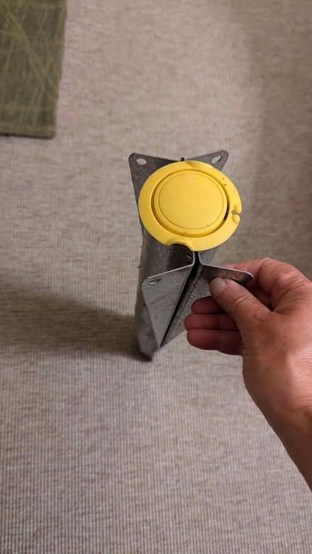 Photo of free Brabantia laundry garden spike 50mm (New Marston OX3) #2