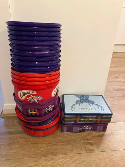 Photo of free Empty celebrations boxes (BH23) #1