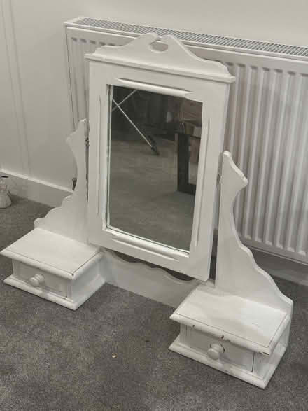 Photo of free Vanity mirror (Kidbrooke SE3 9SU) #1