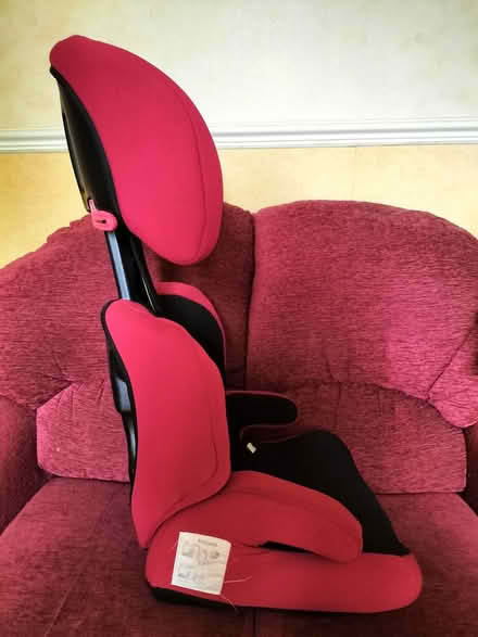 Photo of free Child car seat (Barnsley Town Centre S70) #4