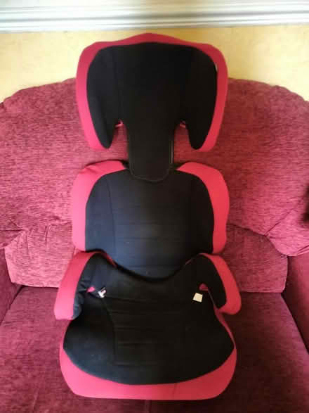 Photo of free Child car seat (Barnsley Town Centre S70) #2